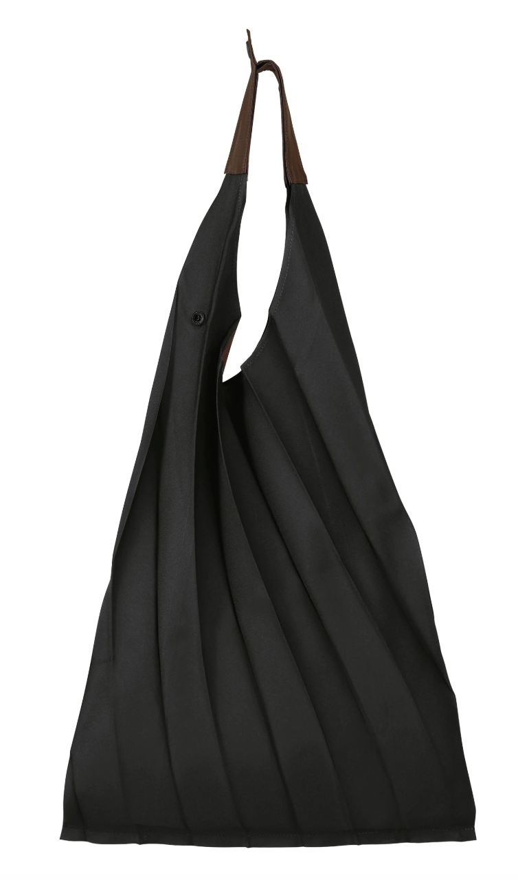ISSEY MIYAKE Guru Guru Tote Bag BLACK No.15 / ONE SIZE LA68AG455-15